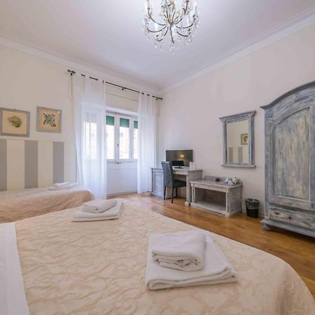 Al Teatro Hotell Verona Exteriör bild