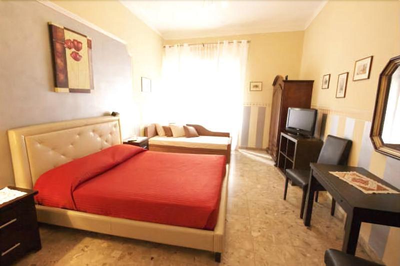 Al Teatro Hotell Verona Exteriör bild