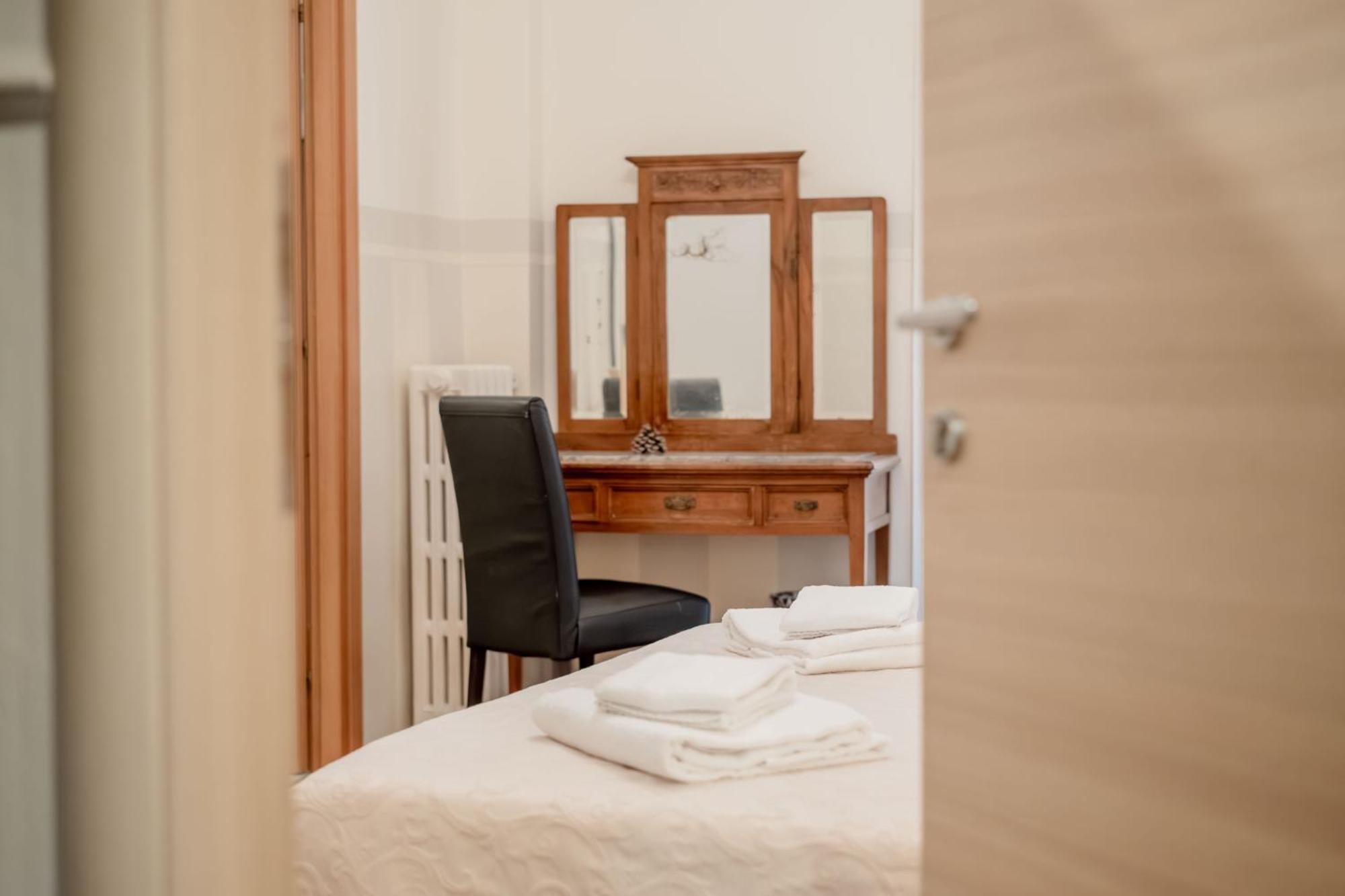 Al Teatro Hotell Verona Exteriör bild
