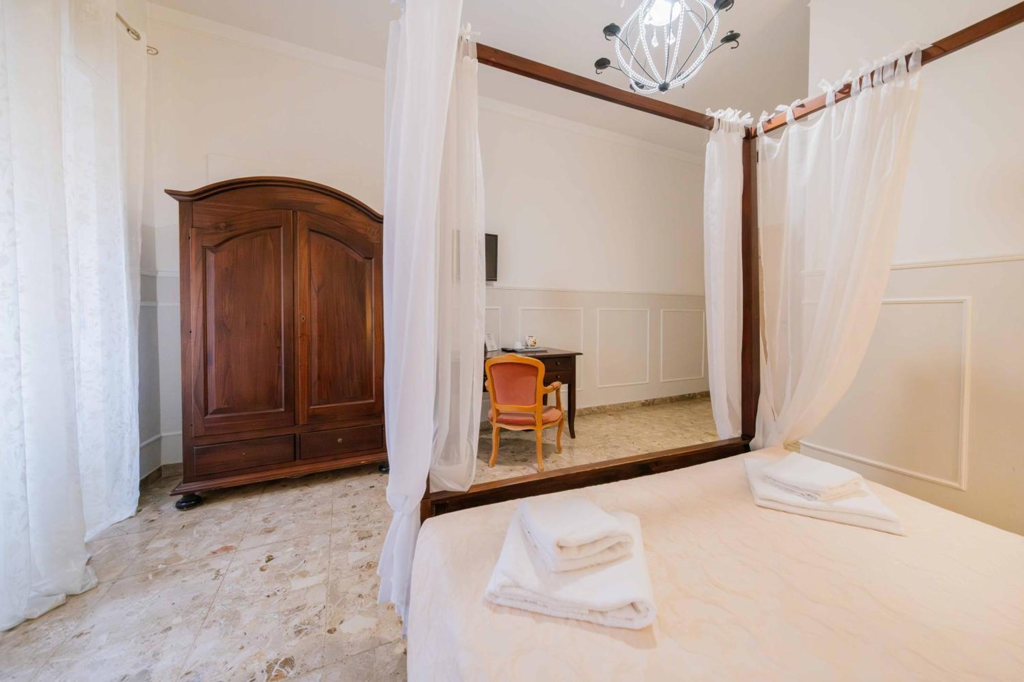 Al Teatro Hotell Verona Exteriör bild