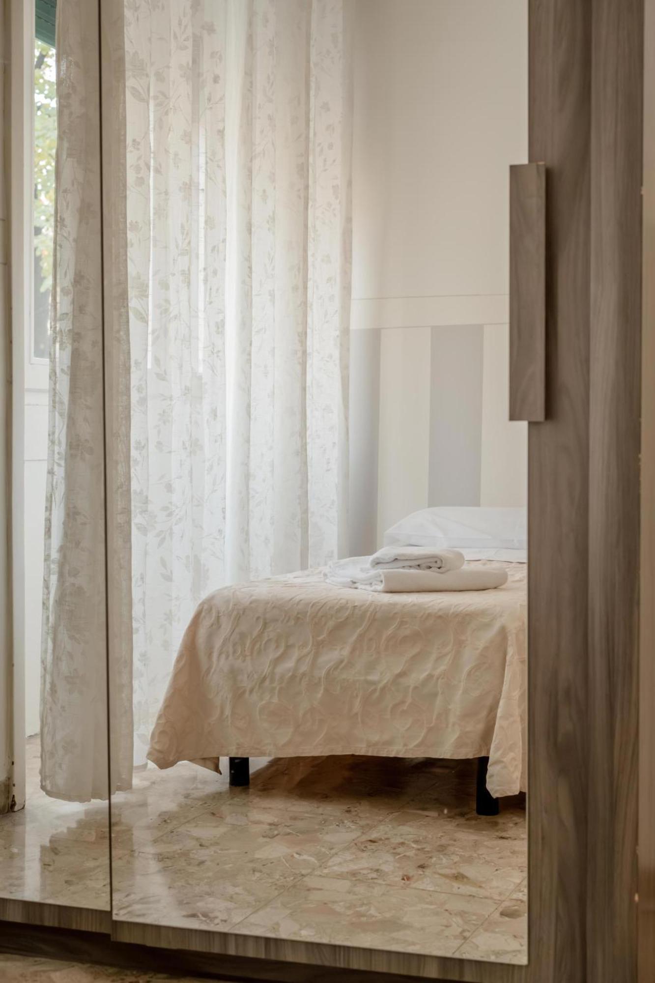 Al Teatro Hotell Verona Rum bild