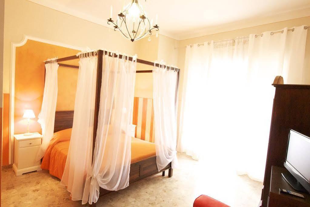 Al Teatro Hotell Verona Exteriör bild